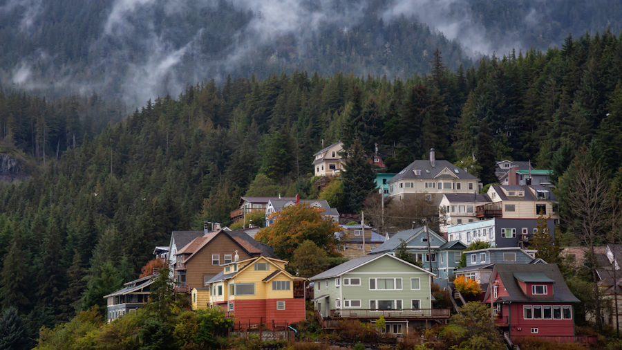 Alaska Eviction Laws in 2025 - Step by Step Process