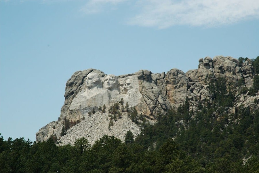 South Dakota Security Deposit Laws in 2025