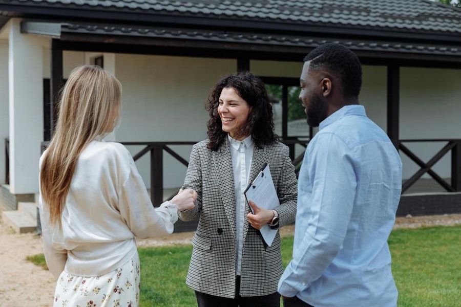 Questions to Ask When Apartment Hunting: A Full Guide